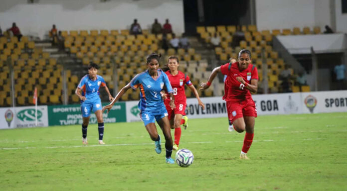 BD--safwomen-footbol-india-bd